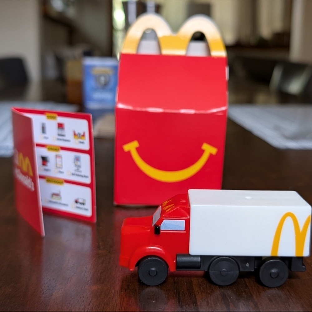 Lil McDonalds McDonald Happy Meal Toy Delivery Truck